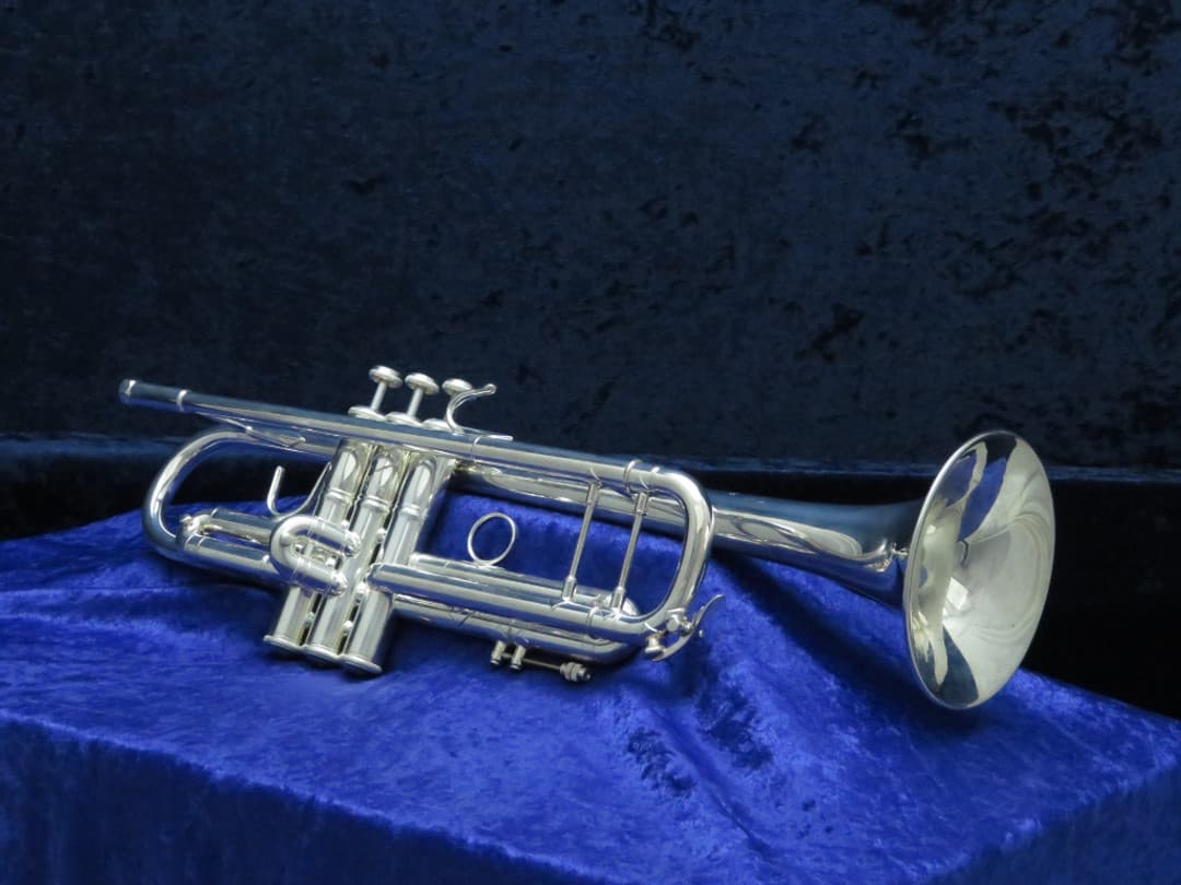 Bach Stradivarius Model 37 Silver Trumpet 1980's Serial #335742 Bach Stradivarius Model 37 Silver Trumpet 1980's Serial #335742