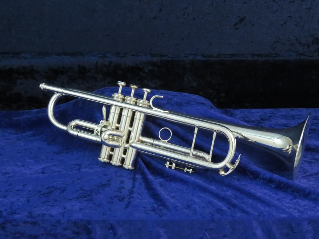 King Silver Flair Trumpet Serial# 39-273276 King Silver Flair Trumpet Serial# 39-273276