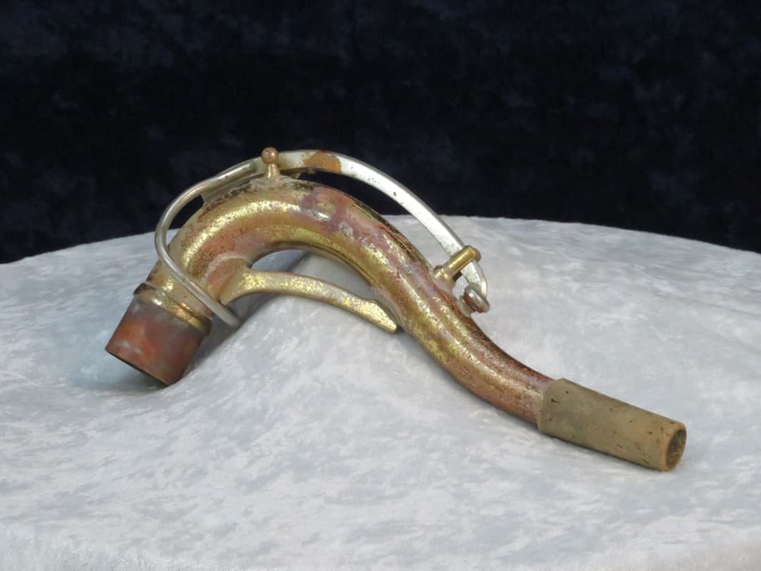 Conn 16M Tenor Saxophone Neck Serial #isi11800 Conn 16M Tenor Saxophone Neck Serial #isi11800