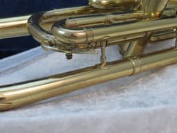 Holton Collegiate 3 Valve F Bell Front Alto Horn 1964 Serial #377534 Holton Collegiate 3 Valve F Bell Front Alto Horn 1964 Serial #377534