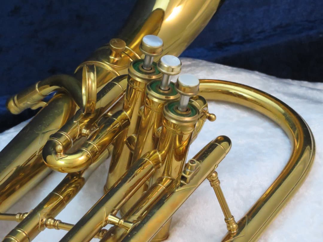 King 3 Valve F Bell Front Alto Horn 1960's Serial #411794 King 3 Valve F Bell Front Alto Horn 1960's Serial #411794